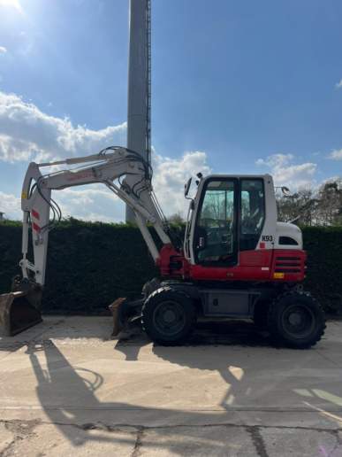 Bandenkraan Takeuchi TB295W